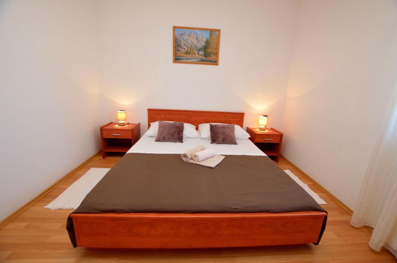 Mariano Apartment